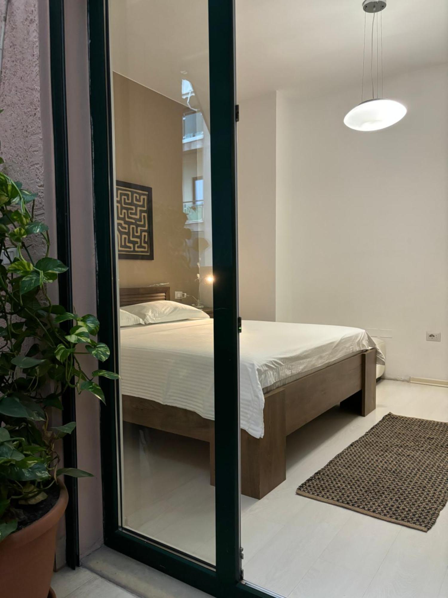 Tam Serviced 2Bdr Apartment City Center No6 地拉那 外观 照片
