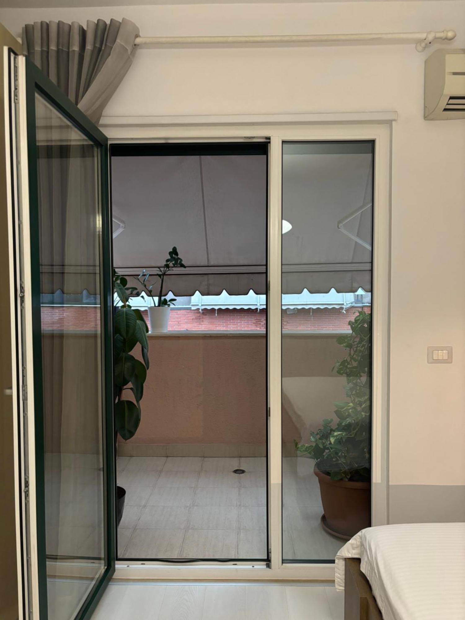 Tam Serviced 2Bdr Apartment City Center No6 地拉那 外观 照片