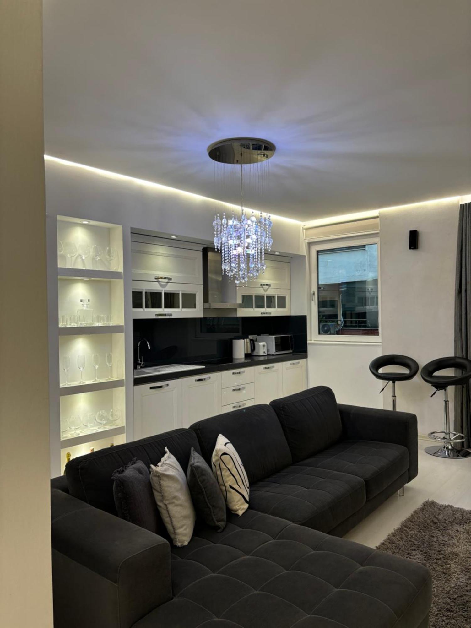 Tam Serviced 2Bdr Apartment City Center No6 地拉那 外观 照片