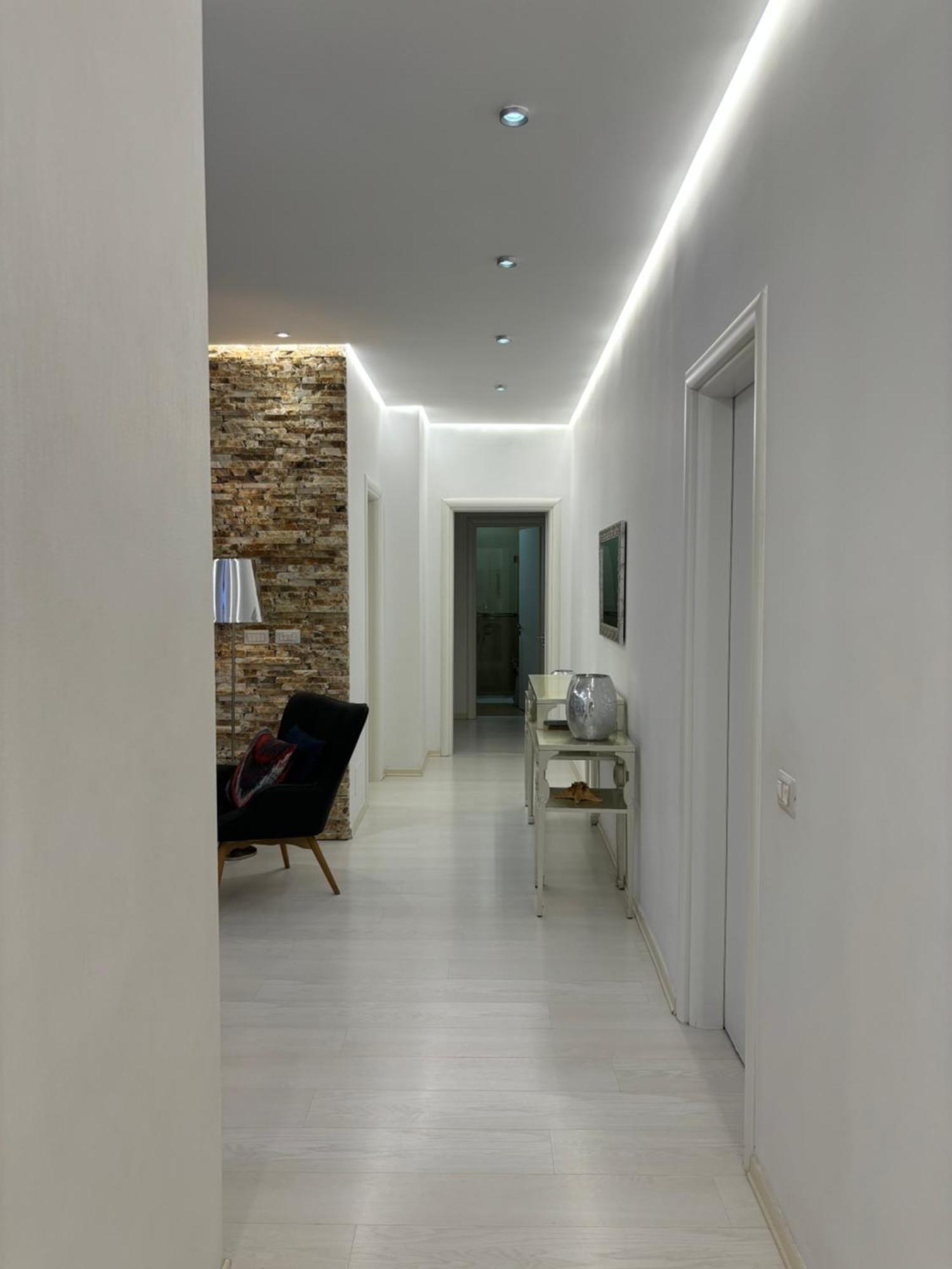 Tam Serviced 2Bdr Apartment City Center No6 地拉那 外观 照片