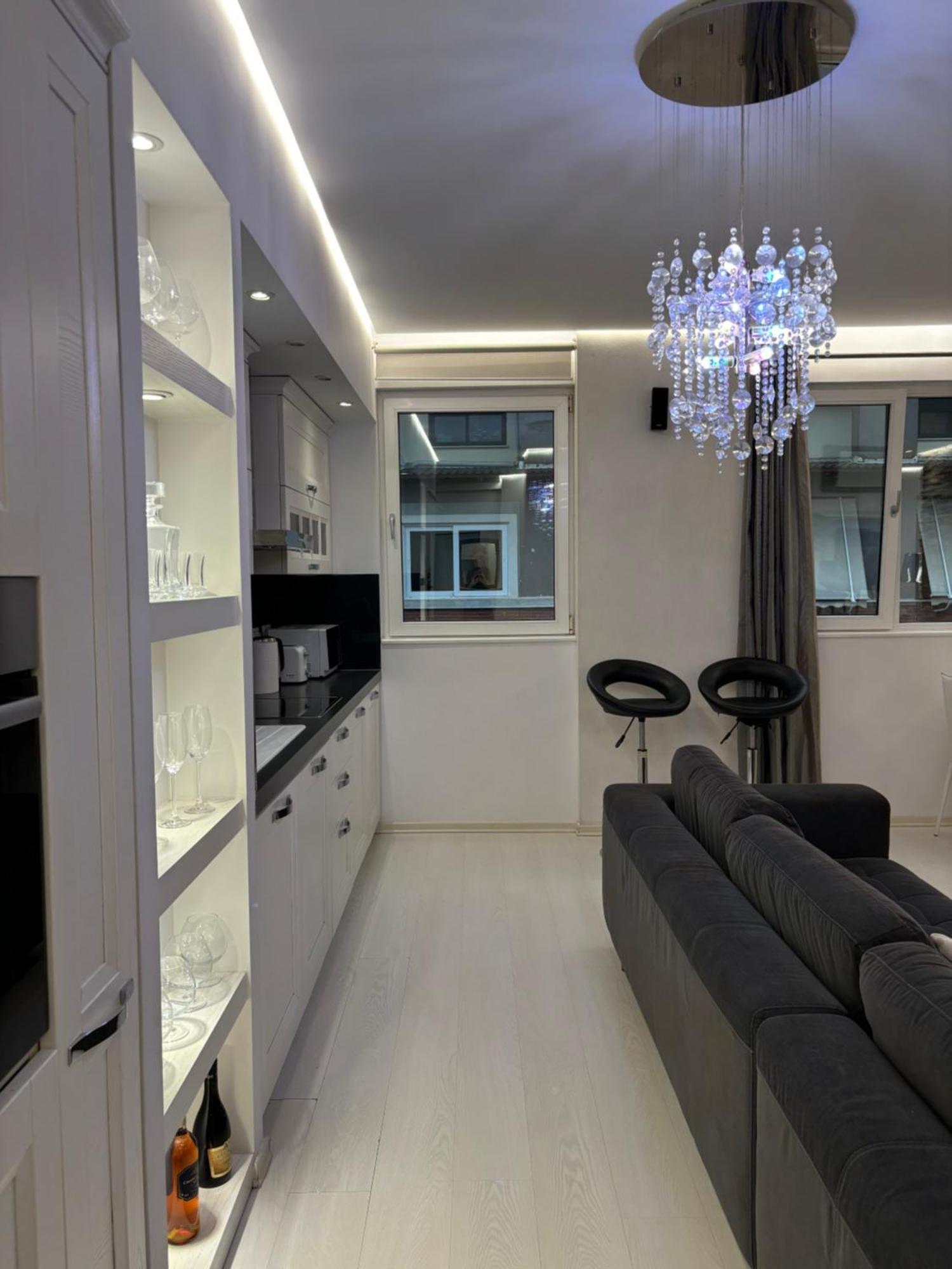 Tam Serviced 2Bdr Apartment City Center No6 地拉那 外观 照片