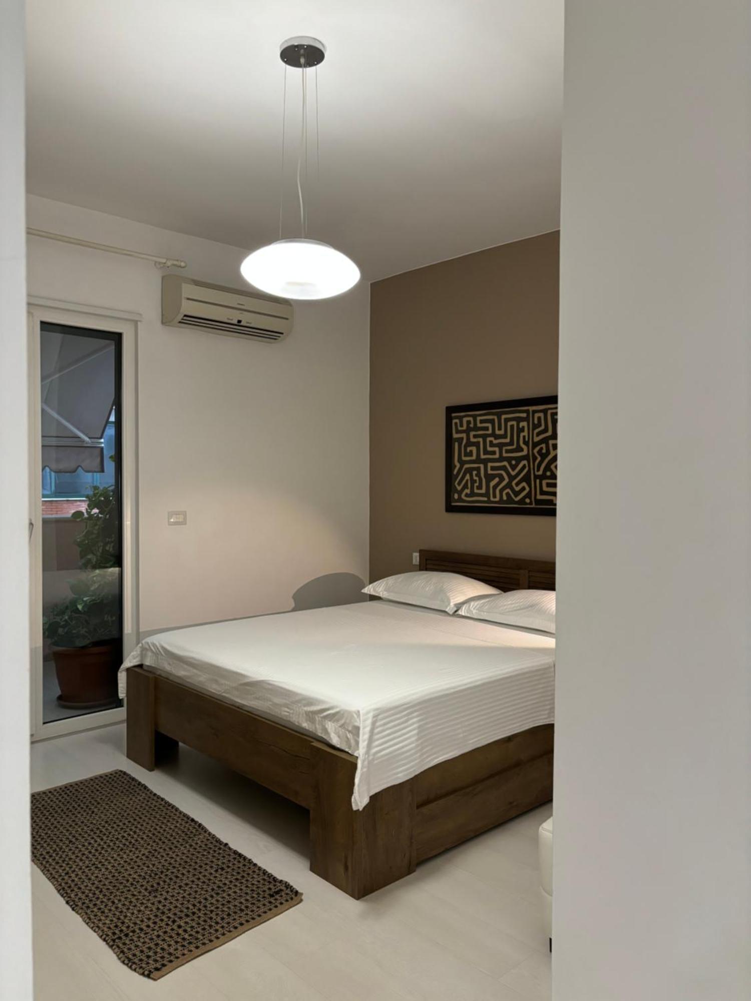 Tam Serviced 2Bdr Apartment City Center No6 地拉那 外观 照片