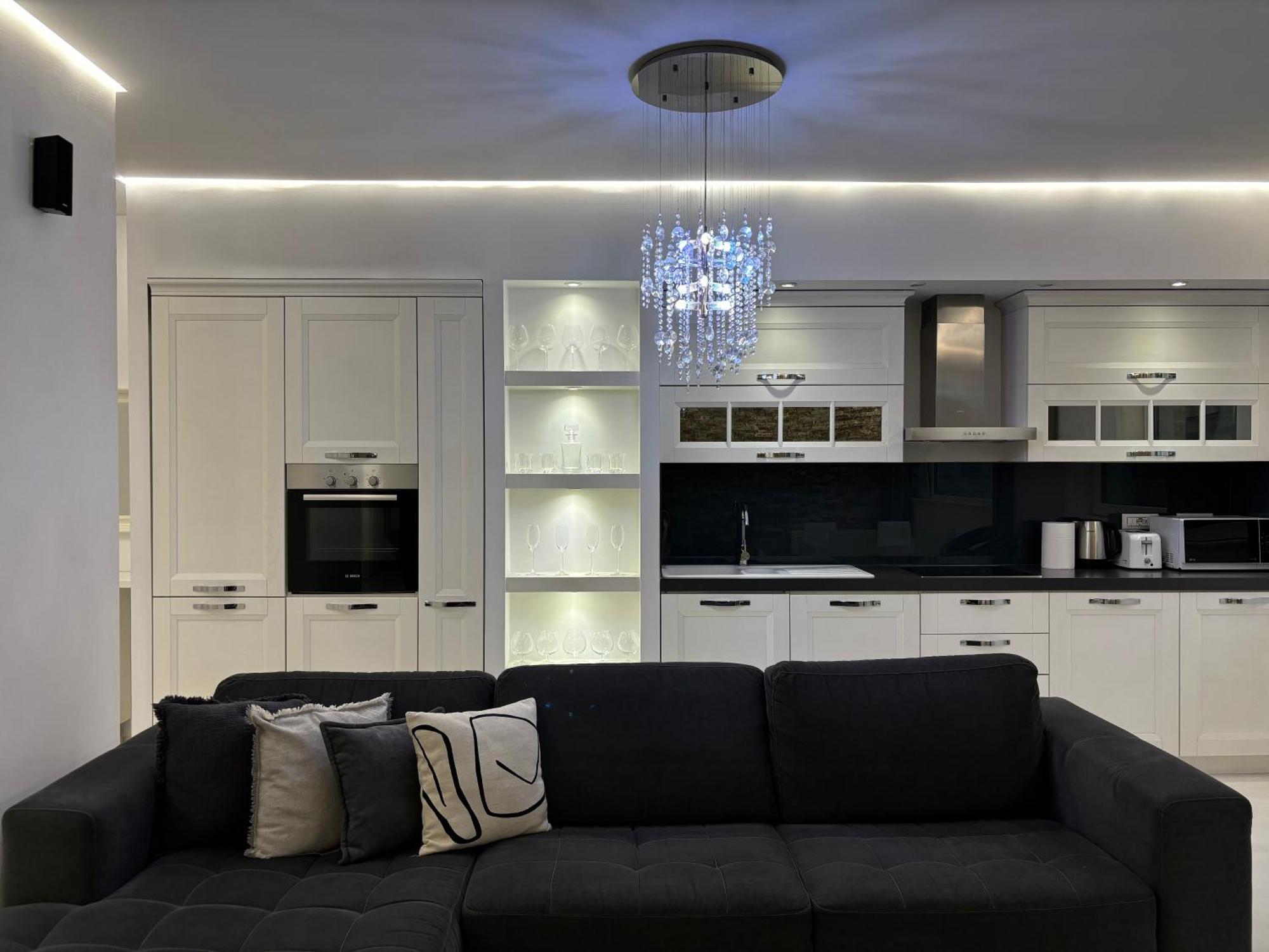Tam Serviced 2Bdr Apartment City Center No6 地拉那 外观 照片