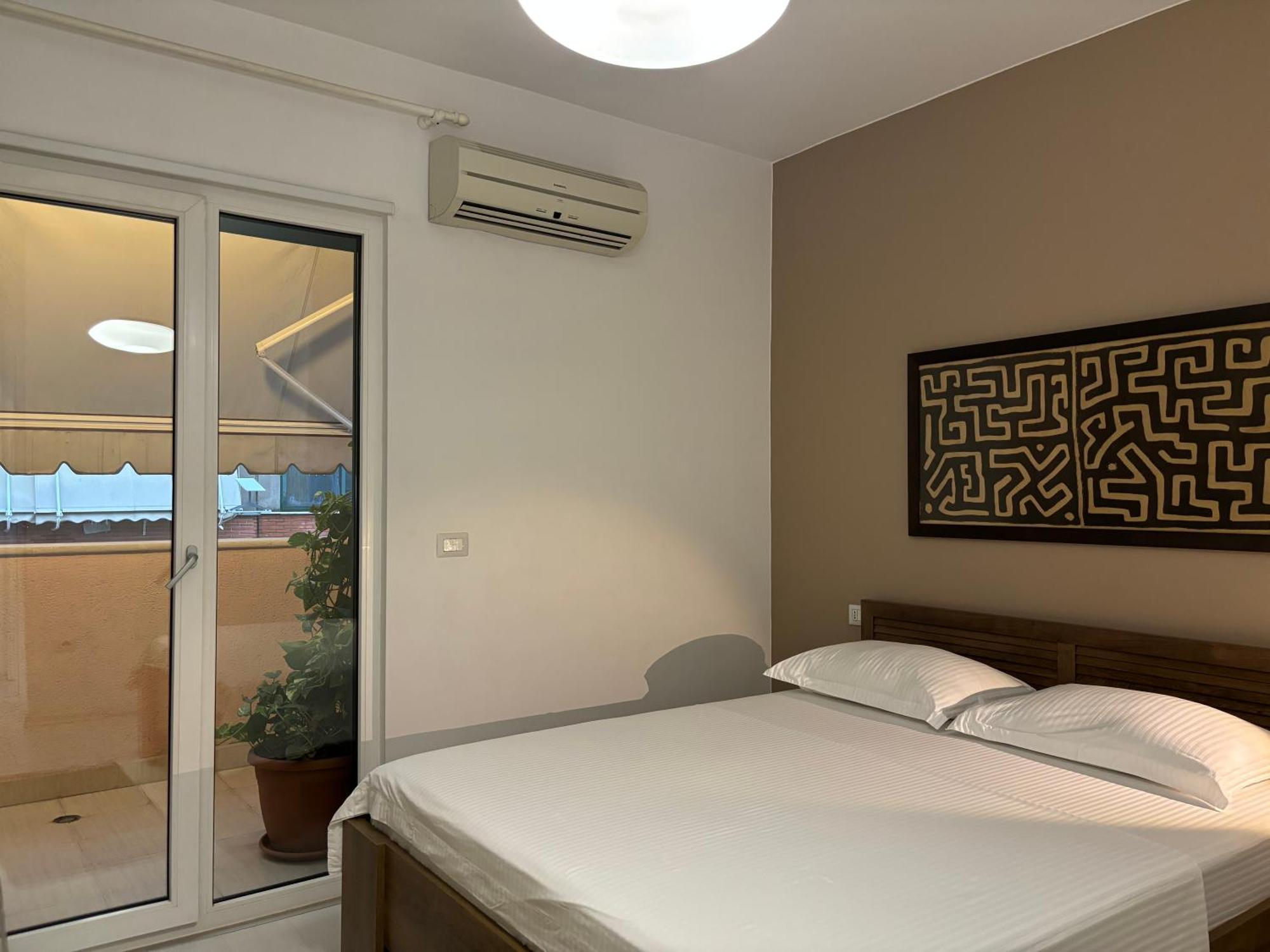 Tam Serviced 2Bdr Apartment City Center No6 地拉那 外观 照片