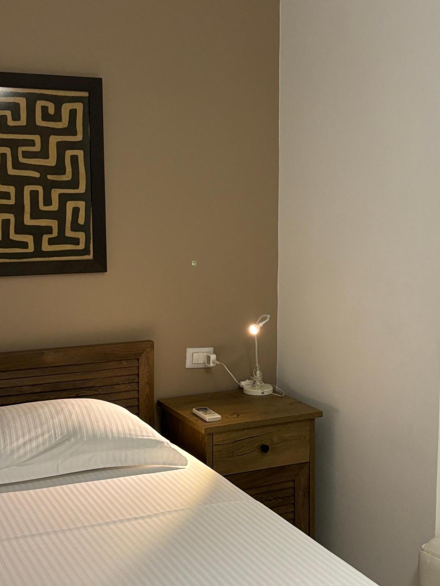 Tam Serviced 2Bdr Apartment City Center No6 地拉那 外观 照片