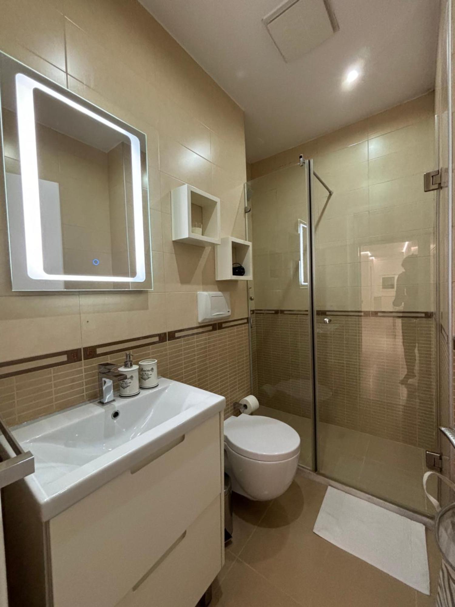 Tam Serviced 2Bdr Apartment City Center No6 地拉那 外观 照片