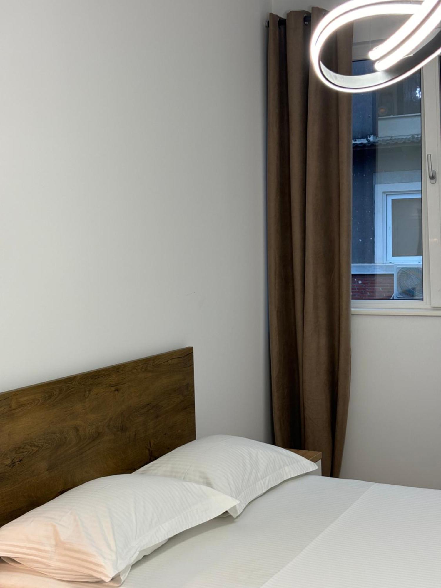 Tam Serviced 2Bdr Apartment City Center No6 地拉那 外观 照片