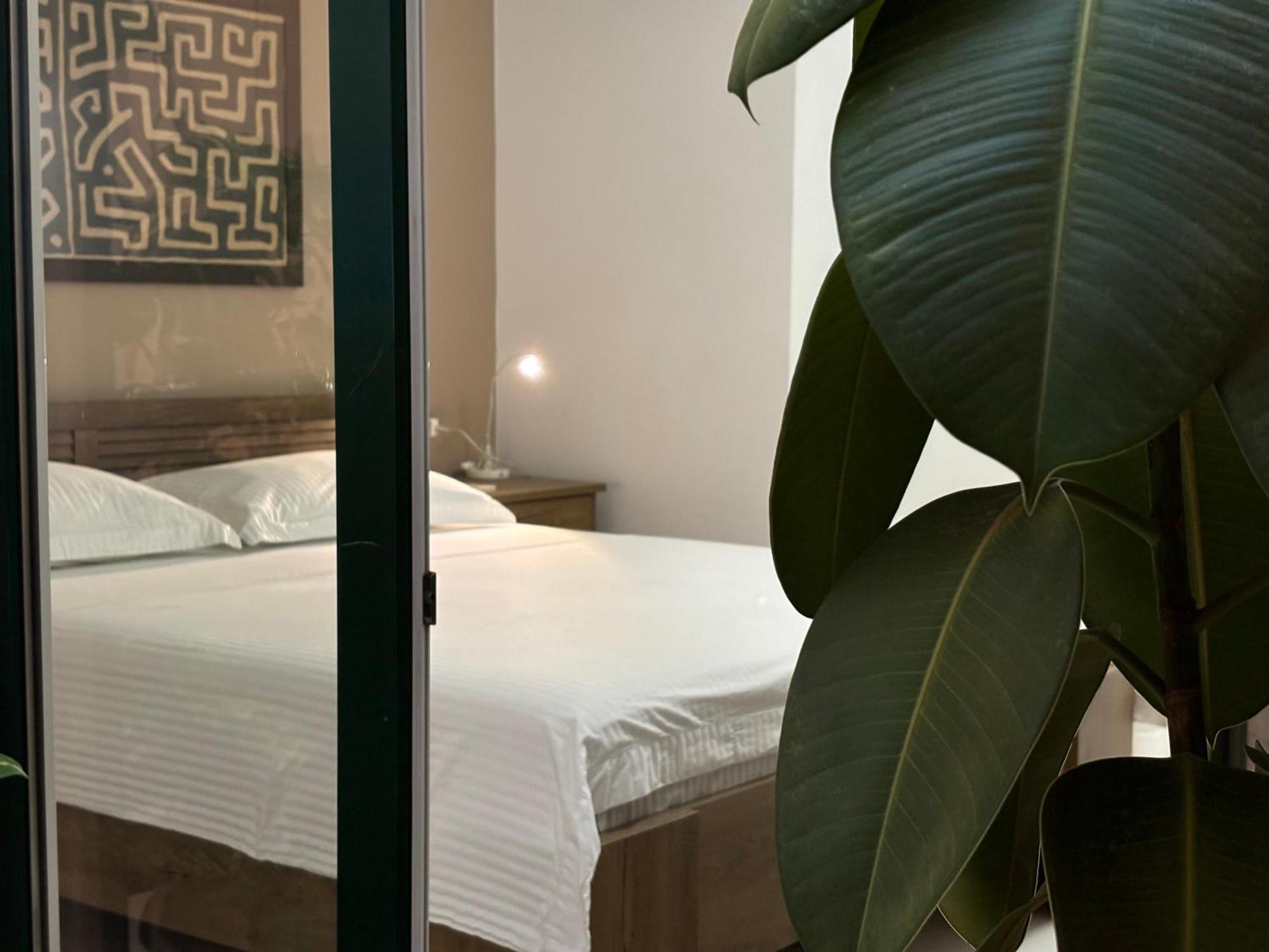 Tam Serviced 2Bdr Apartment City Center No6 地拉那 外观 照片